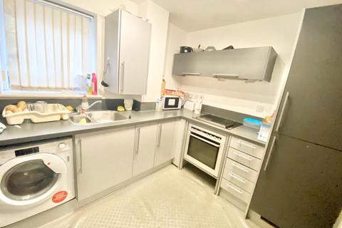 4 bed property, in Brymore Road, £15,000