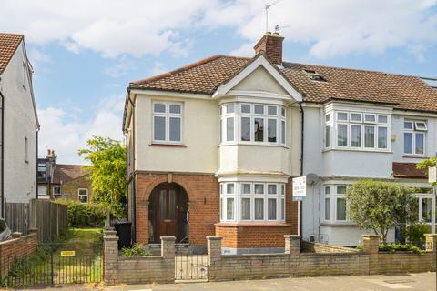 3 bed property, in Manton Avenue, £800,000