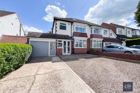 3 bed property, in Manor Road, £465,000