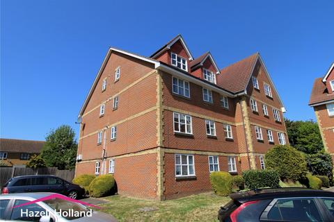 2 bed property, in Canada Road, £220,000