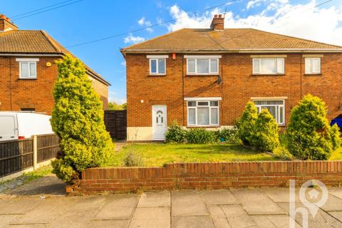 3 bed property, in Broad Street, £250,000