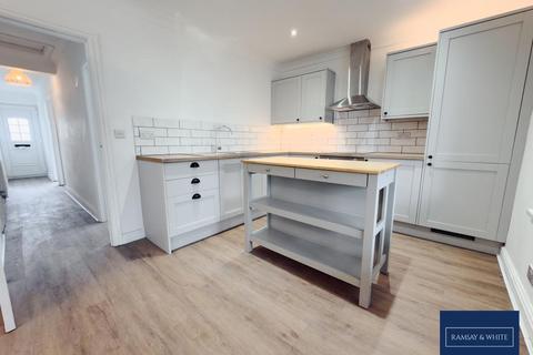 3 bed property, in Fairview, £250,000