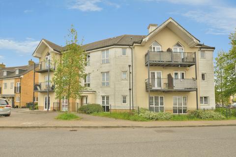 2 bed property, in Laurens Van Der Post Way, £200,000