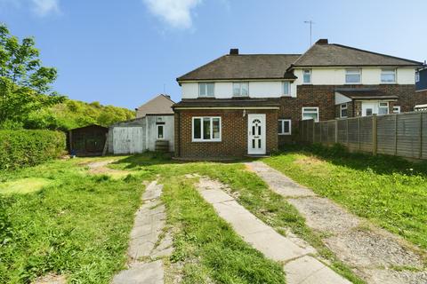 2 bed property, in Coldean Lane, £415,000