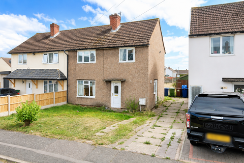 3 bed property, in Johnson Road, £125,000