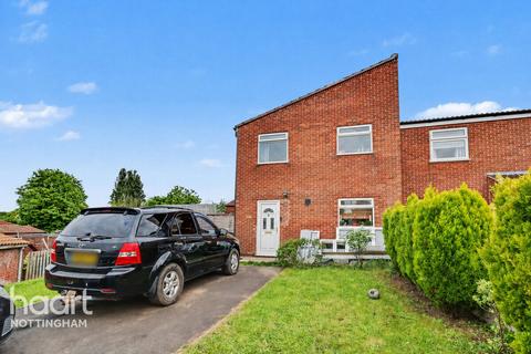 3 bed property, in Cropston Close, £290,000