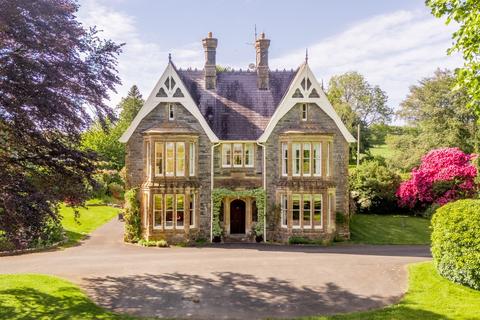 9 bed property, in Glanolmarch Mansion, £1,200,000