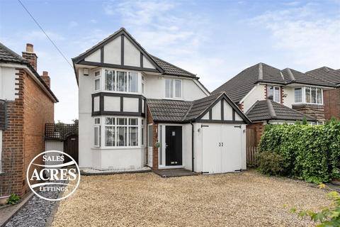 3 bed property, in Westwood Road, £465,000