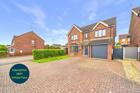 4 bed property, in Riverbank Rise, £297,500