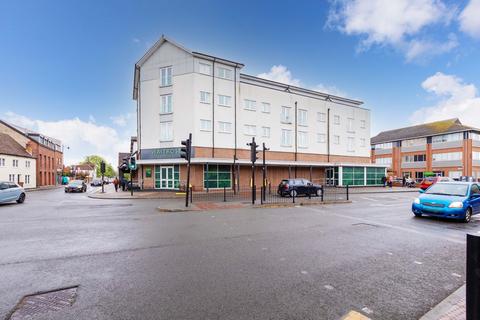 1 bed property, in Moorbridge Road, £190,000