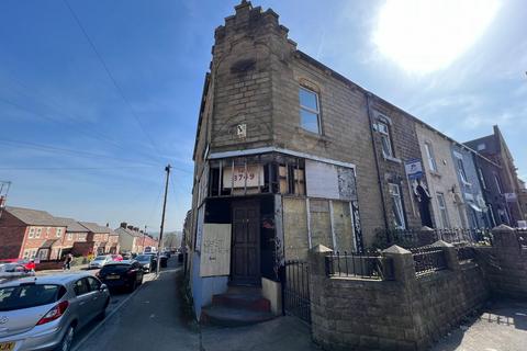 4 bed property, in 178. Sheffield Road, £70,000