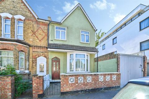 3 bed property, in Macdonald Road, £650,000