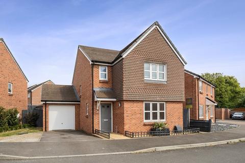 3 bed property, in Landsbury Drive, £380,000
