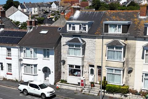 4 bed property, in Southwell Street, £490,000