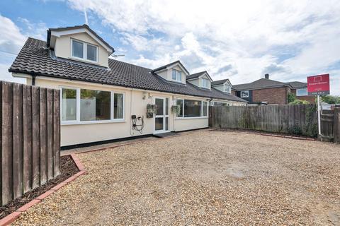4 bed property, in Nightingale Avenue, £500,000