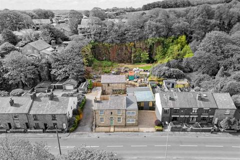 4 bed property, in Belmont Road, £800,000