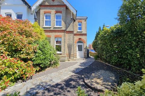 3 bed property, in Wimborne Road, £400,000