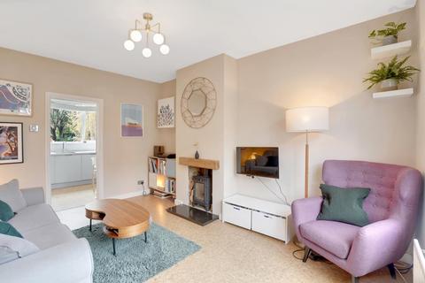 3 bed property, in Bovill Road, £775,000