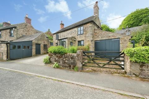 4 bed property, in Bank Buildings, £550,000