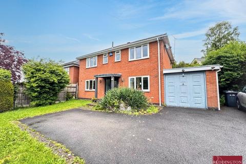 4 bed property, in Talbot Lane, £380,000