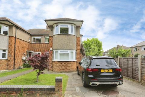 2 bed property, in Transmere Road, £375,000