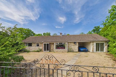 4 bed property, in Norwich Road, £340,000