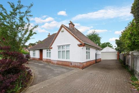 3 bed property, in Cowper Street, £550,000