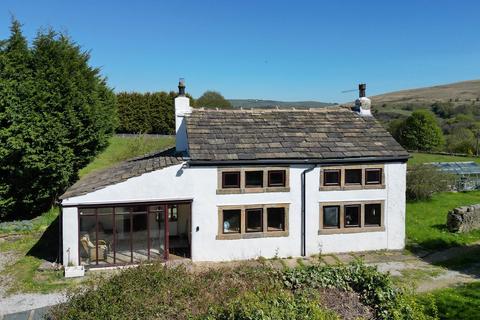 3 bed property, in Rake Head Barn, £530,000