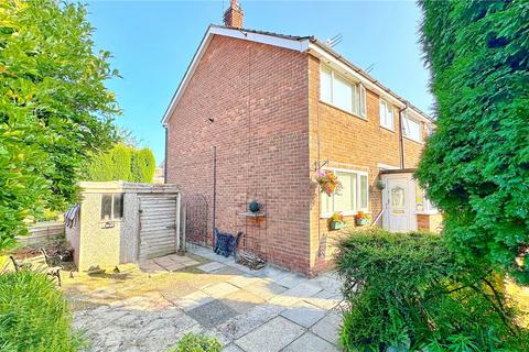3 bed property, in Jackson Gardens, £240,000