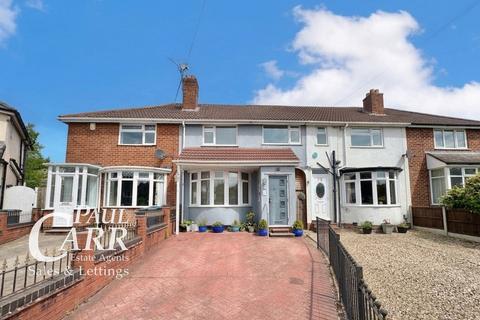 3 bed property, in Clarendon Road, £270,000