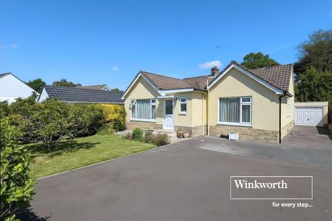 3 bed property, in Sherborne Drive, £485,000