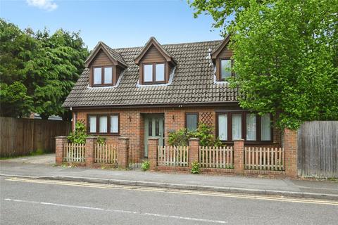 3 bed property, in Kings Road, £630,000
