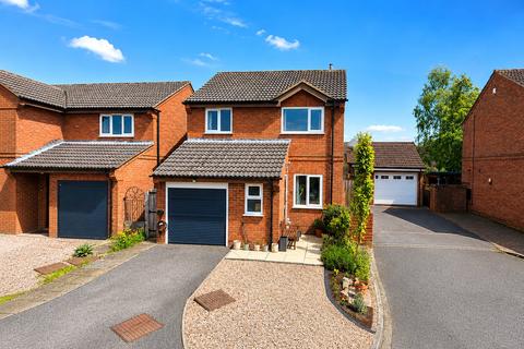 3 bed property, in Easby Close, £315,000