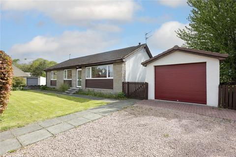 3 bed property, in Cupar Road, £250,000