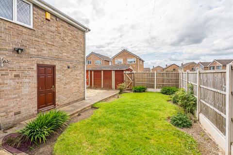 3 bed property, in Wordsworth Road, £240,000