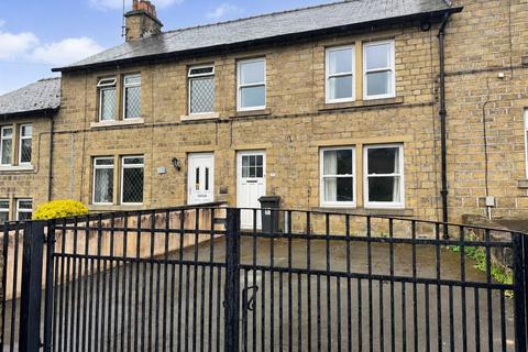 3 bed property, in West Avenue, £225,000