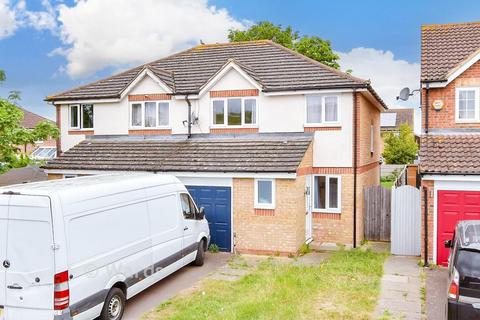 3 bed property, in Joyce Green Lane, £350,000