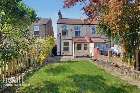 2 bed property, in Winterbourne Road, £400,000