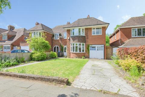 4 bed property, in Darnick Road, £500,000