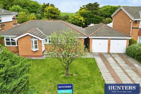 3 bed property, in Shearwater, £425,000