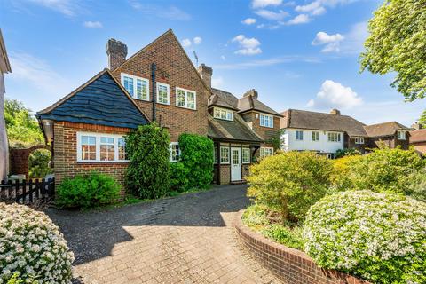 4 bed property, in White Beam Way, £1,195,000