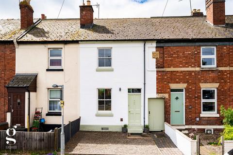 3 bed property, in Newtown Road, £230,000