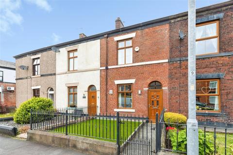 2 bed property, in Walshaw Road, £175,000