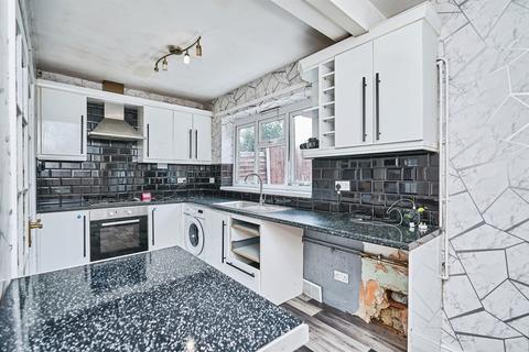 3 bed property, in Friar Park Road, £210,000
