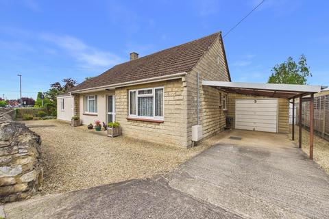 3 bed property, in Woodrow Road, £375,000