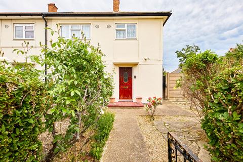 3 bed property, in Watson Close, £550,000