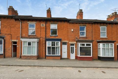 2 bed property, in Bridge End Road, £135,000