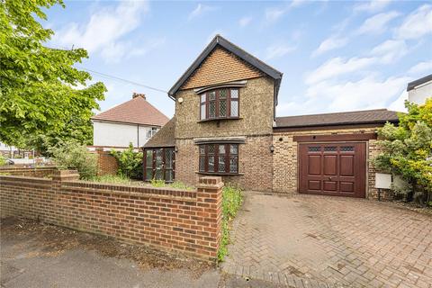 3 bed property, in Cherry Orchard, £675,000