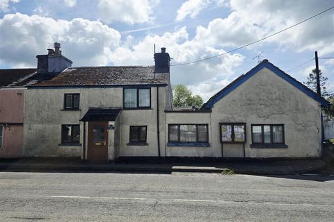 3 bed property, in Lewdown, £235,000