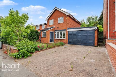 3 bed property, in Percy Street, £250,000